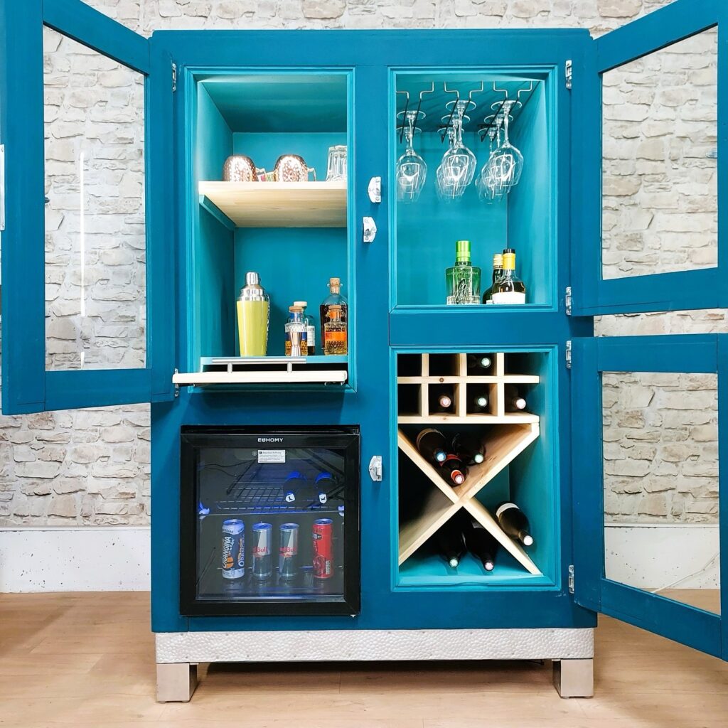 frigo bleu rénové upcyclé