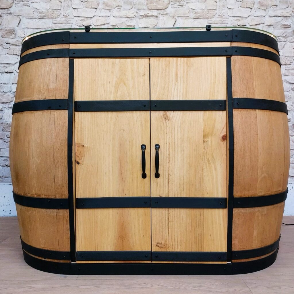 meuble bar upcyclé tonneaux de vin