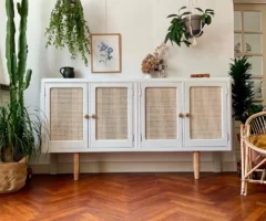 Enfilade en bois relookée : l&rsquo;incontournable du style vintage et scandinave