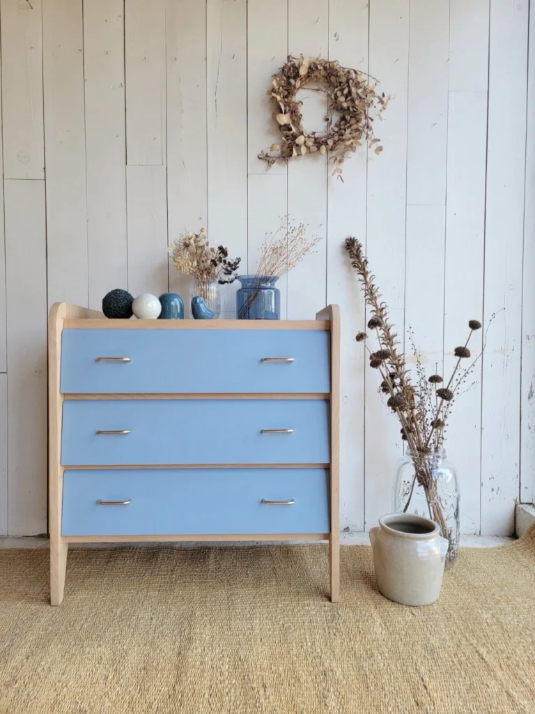 Commode scandinave rénovée 